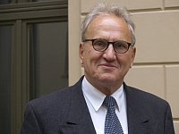 Professor Dr. Gunter Steinmann